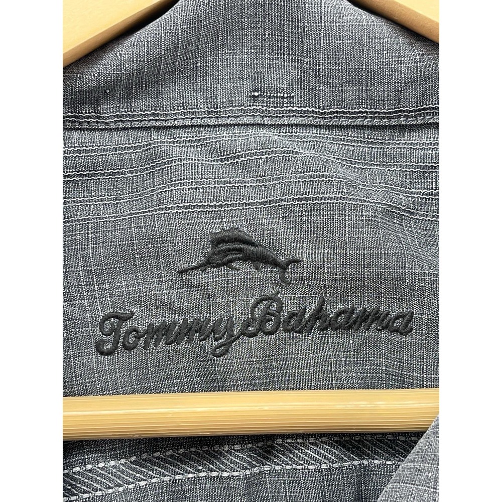 Tommy Bahama Men XL Gray 100% Silk Hawaiian Camp Shirt Floral Embroidered - Picture 2 of 8